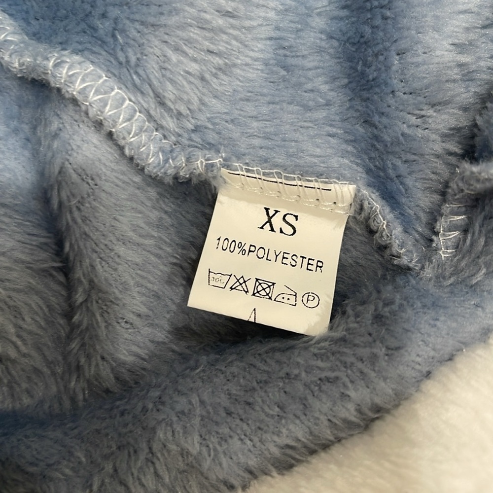 NWOT Shark Plush One Piece Oversized Footie Pajama Costume SZ XS Grey White - Picture 10 of 10